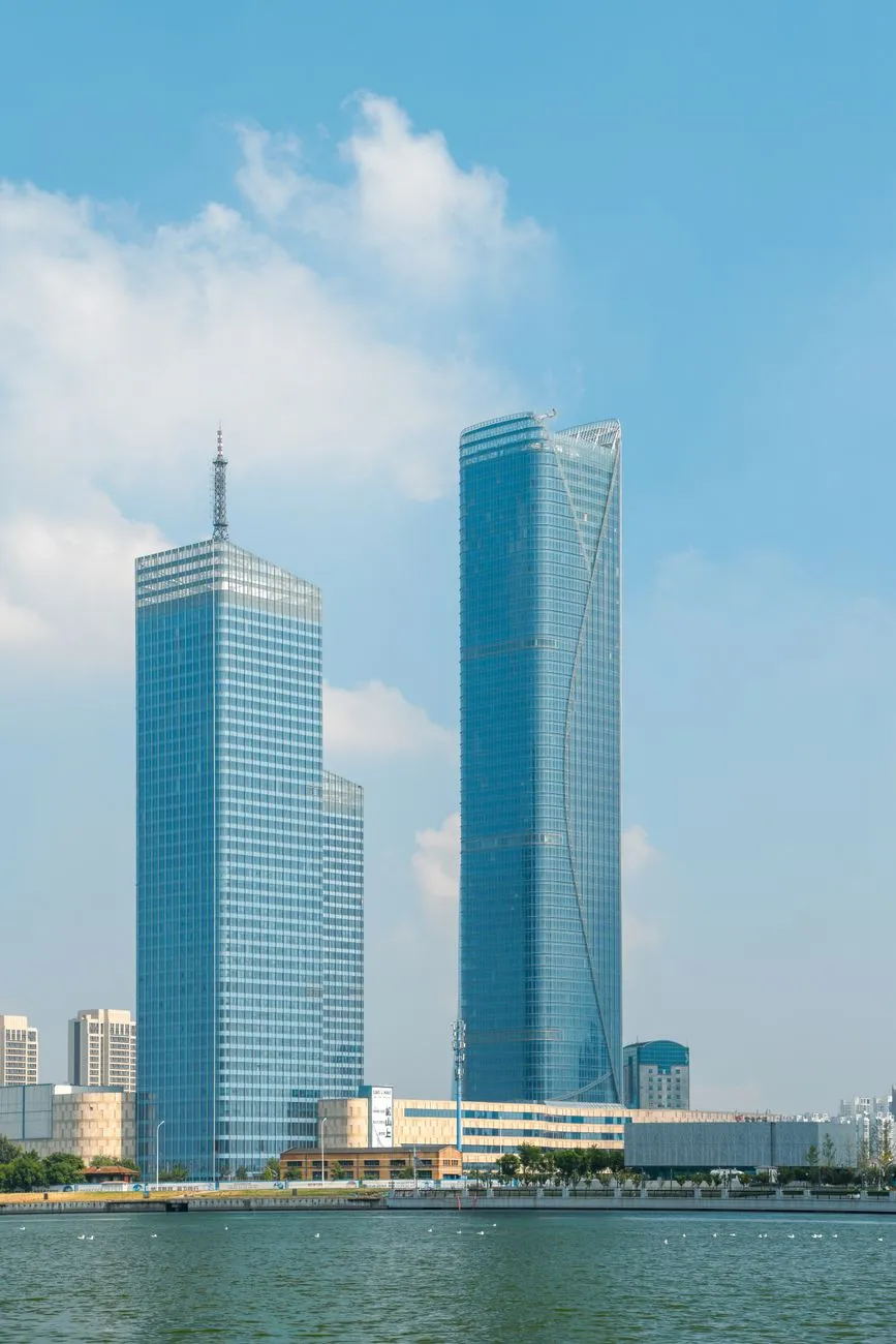 上海务晨焊缝检测服务在压力容器与管道工程中的应用优势